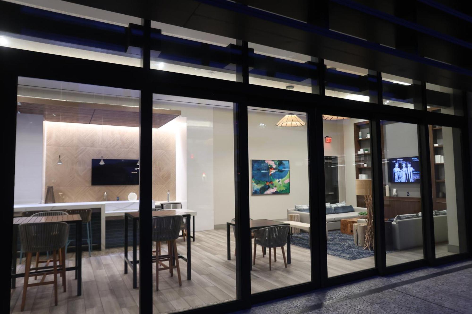 Aparthotel Houston'S Downtown Oasis Exterior foto